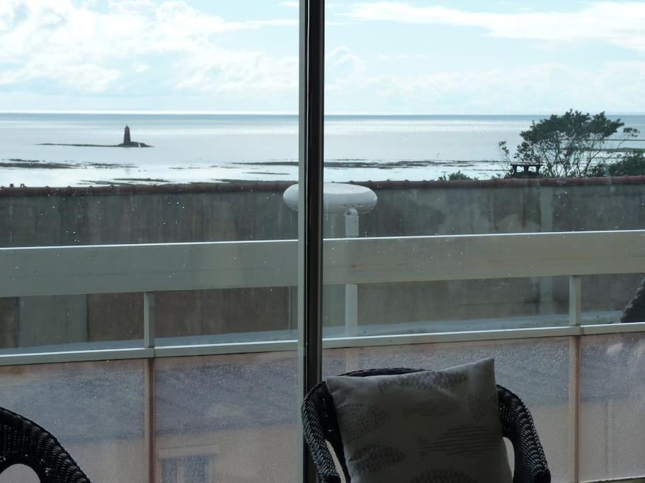 Studio Avec Vue Sur Mer A Granville. Plage A 3 Min Luaran gambar